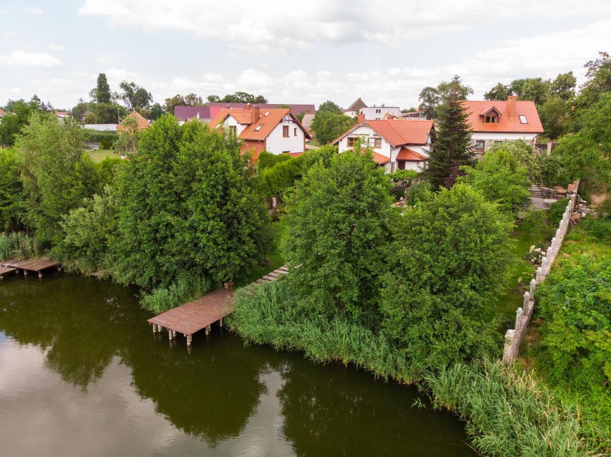 Dom Nad Jeziorem Z Prywatnym Pomostem I Lodka - Wifi I Parking W Cenie Vila Strzelce Krajenskie Exterior foto